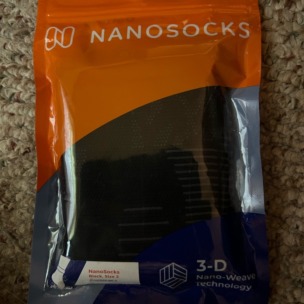 Black with Advanced Compression Technology